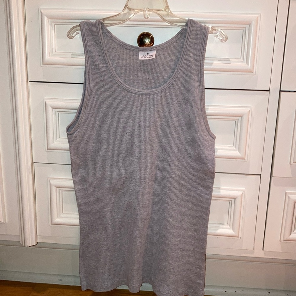 Small gray undershirt. Calvin Klein.